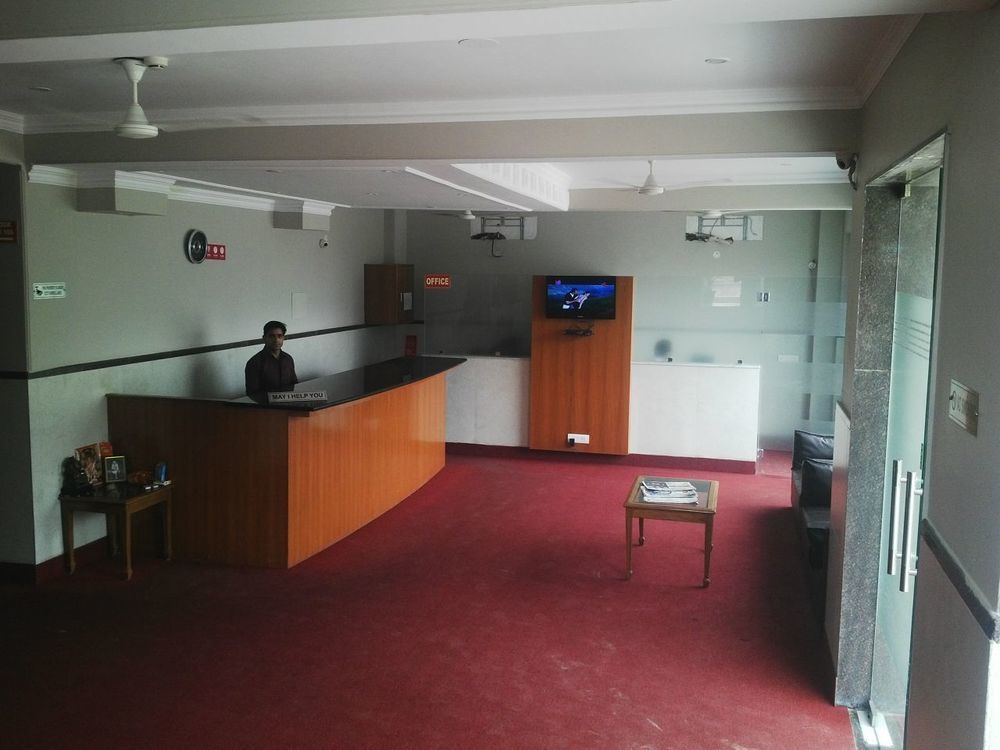 Red Carpet Hotels Noida Buitenkant foto