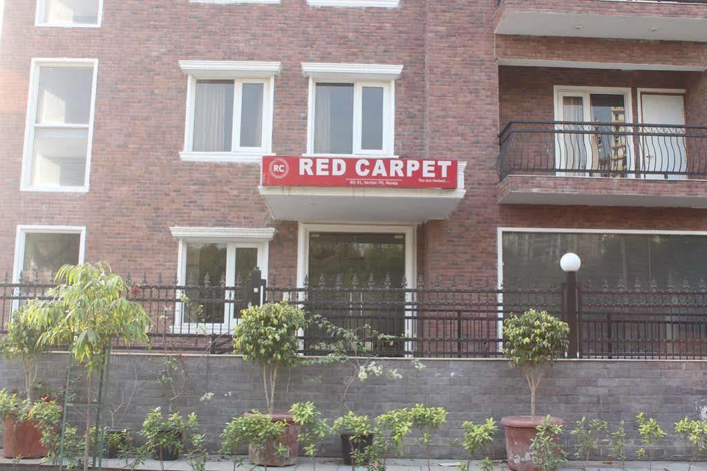 Red Carpet Hotels Noida Buitenkant foto