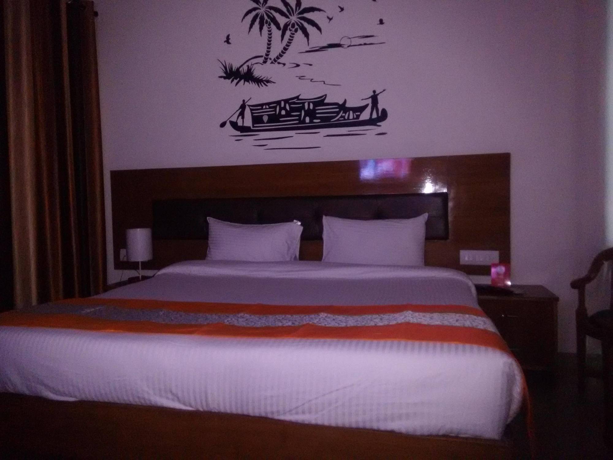 Red Carpet Hotels Noida Buitenkant foto
